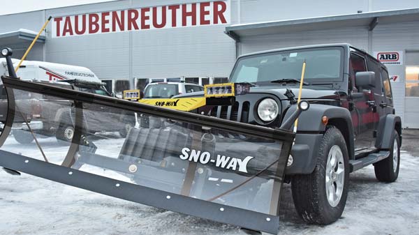 Jeep Wrangler Schneepflug